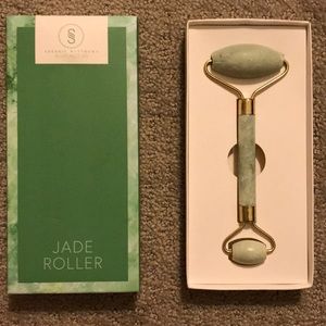 Sherrie Matthews - Jade Roller